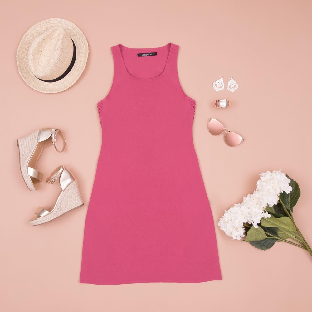 Le Chateau Medium pink crepe sleeveless dress